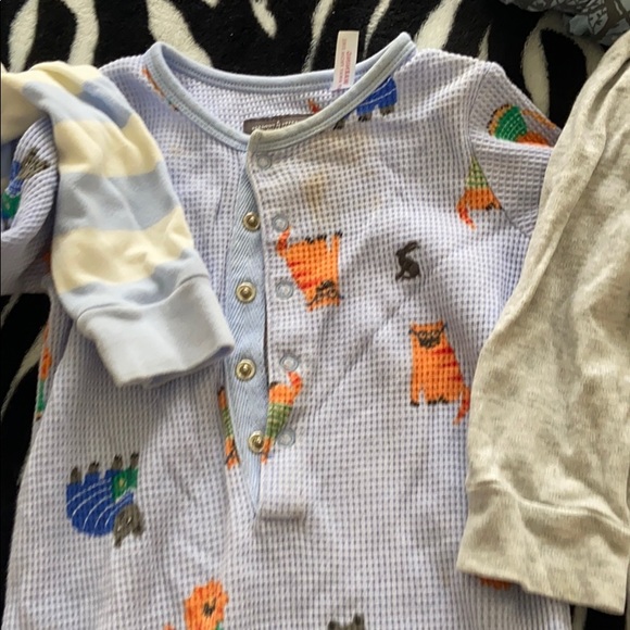 Bundle - Picture 3 of 4